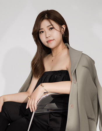 Winnie Hsu
